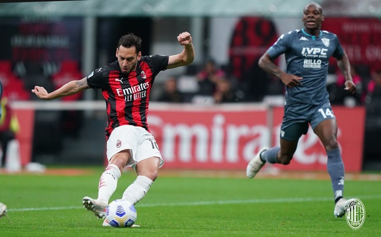  Wygrana pomimo wielu niewykorzystanych sytuacji - Milan 2:0 Benevento